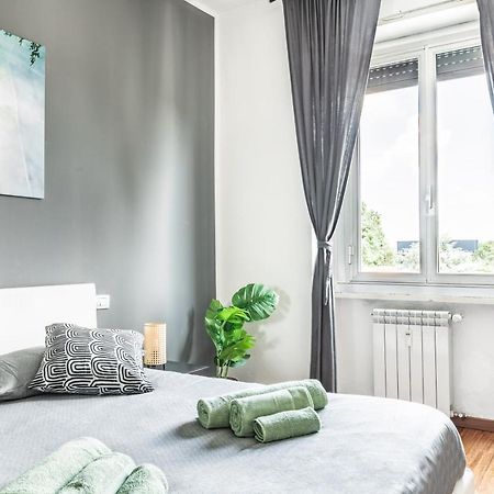 'Tribal House' Sansiro-Rhofiera-Duomo Apartment Milan Luaran gambar