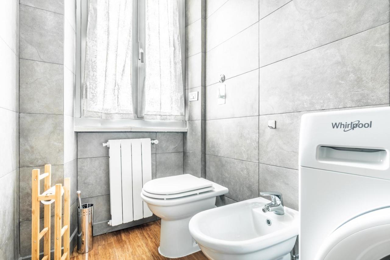 'Tribal House' Sansiro-Rhofiera-Duomo Apartment Milan Luaran gambar
