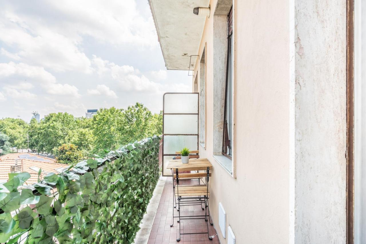'Tribal House' Sansiro-Rhofiera-Duomo Apartment Milan Luaran gambar