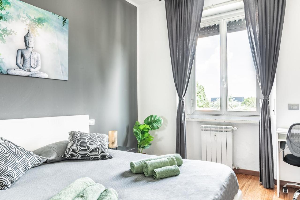 'Tribal House' Sansiro-Rhofiera-Duomo Apartment Milan Luaran gambar